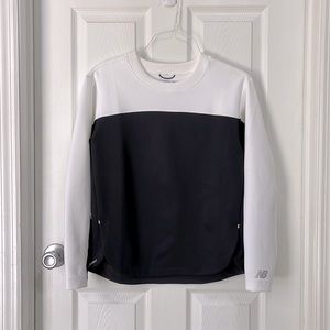 NWT New Balance Women’s Q Speed Heat Top size XS Black/White
